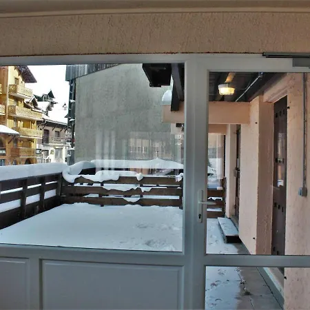 4 Couchages Au Pied Des Pistes Avec Casier A Ski, 1850 - Fr-1-330-156 Apartment *